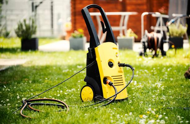 Best Pool Deck Cleaning  in Essex, MD